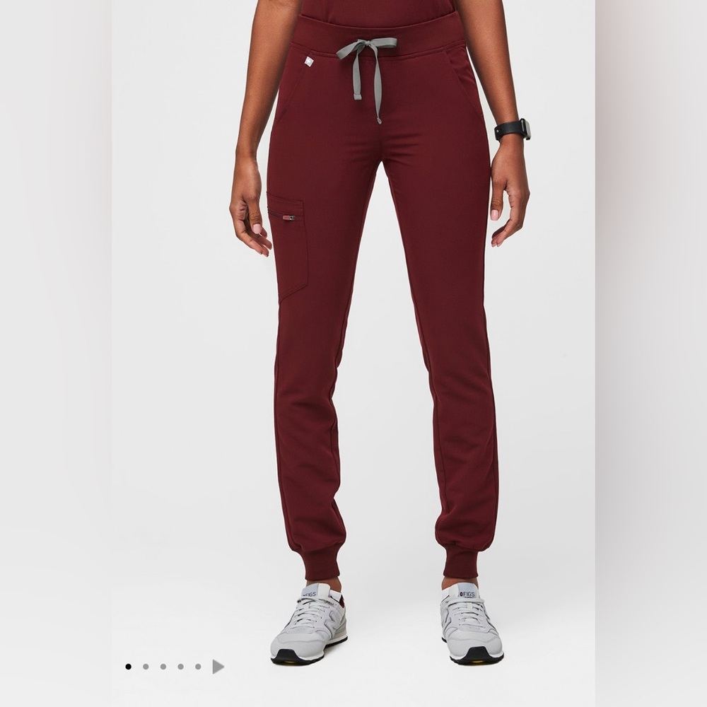 Figs Burgundy Zamora Jogger Scrub Pants  size XSP and SP